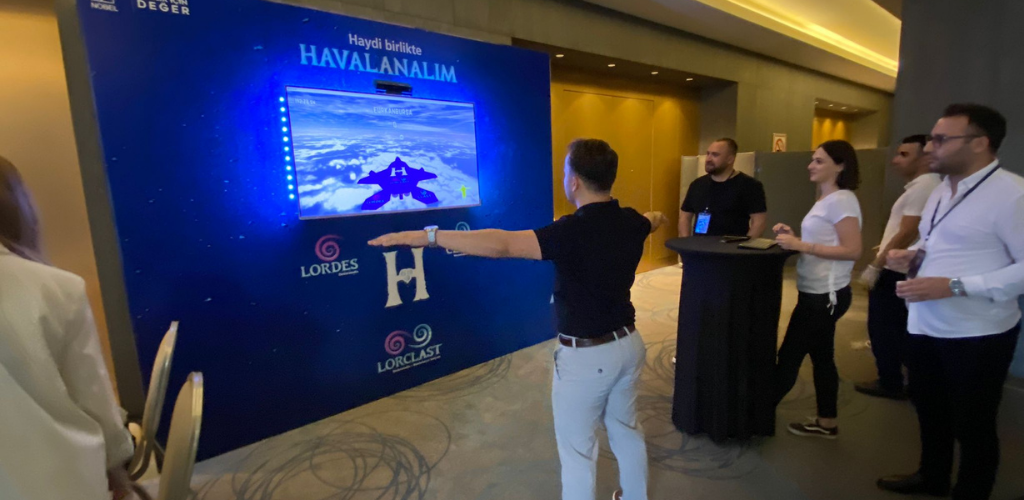Digital Flying Game